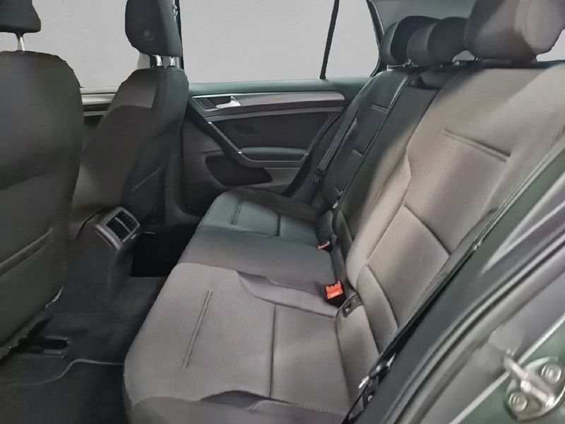 Volkswagen Golf • 2020 • 59,000 km 9