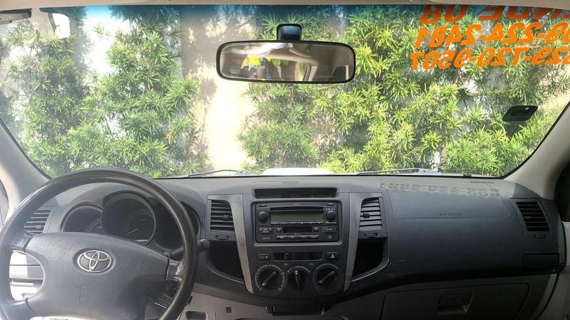 Toyota Hilux • 2008 • 0 km 15