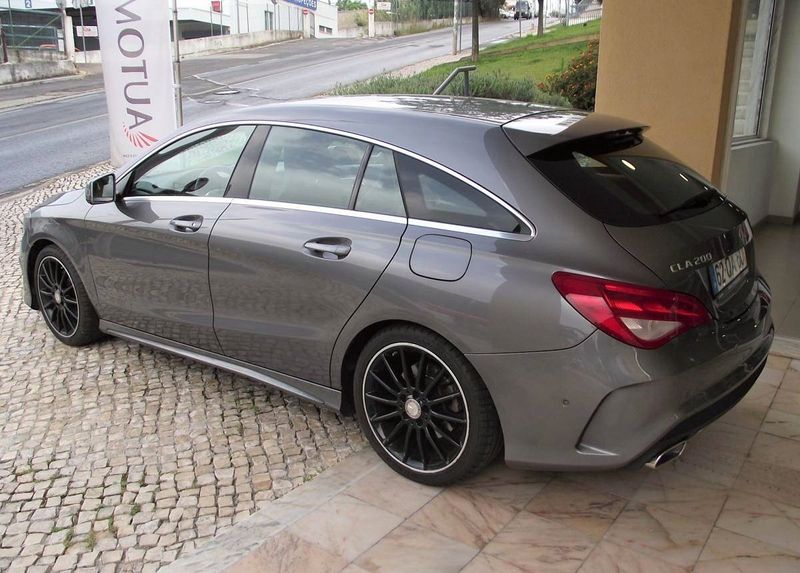 Mercedes-Benz 190 E • 2015 • 70,000 km 2