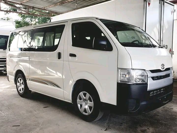 Toyota Hiace • 2017 • 50,000 km 1