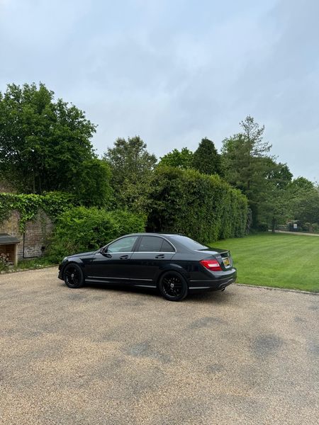 Mercedes-Benz C-Class • 2013 • 193,000 km 6