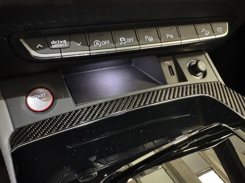 Audi SQ5 • 2023 • 8,000 km 15