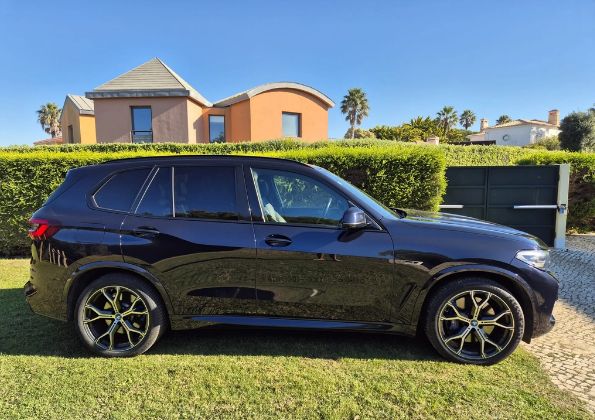 BMW X5 • 2022 • 72,000 km 1