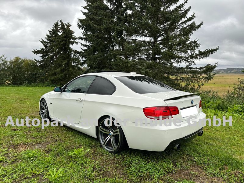 BMW 3 Series • 2008 • 210,000 km 5