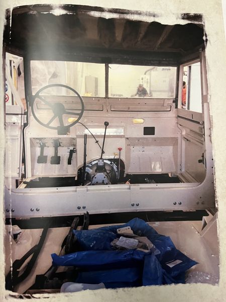 Land Rover 109 • 1982 • 3,600 km 17