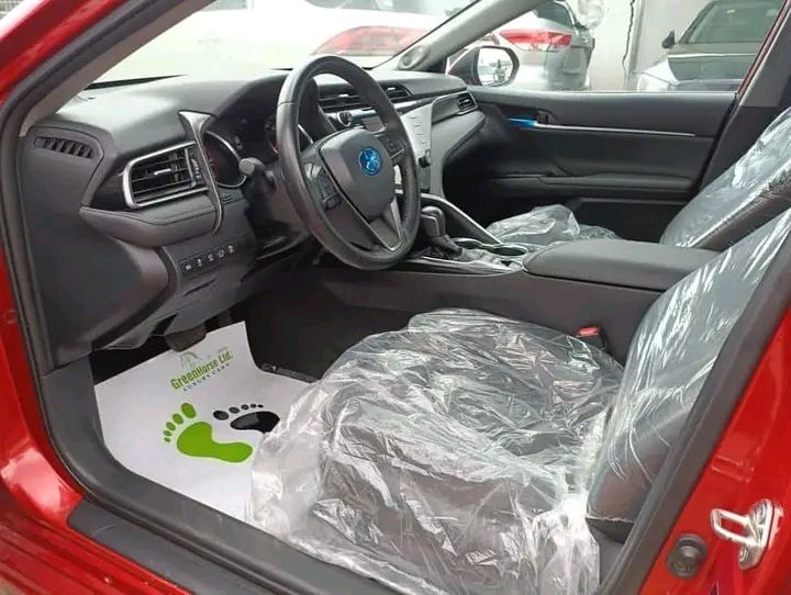 Toyota Camry • 2021 • 0 km 2