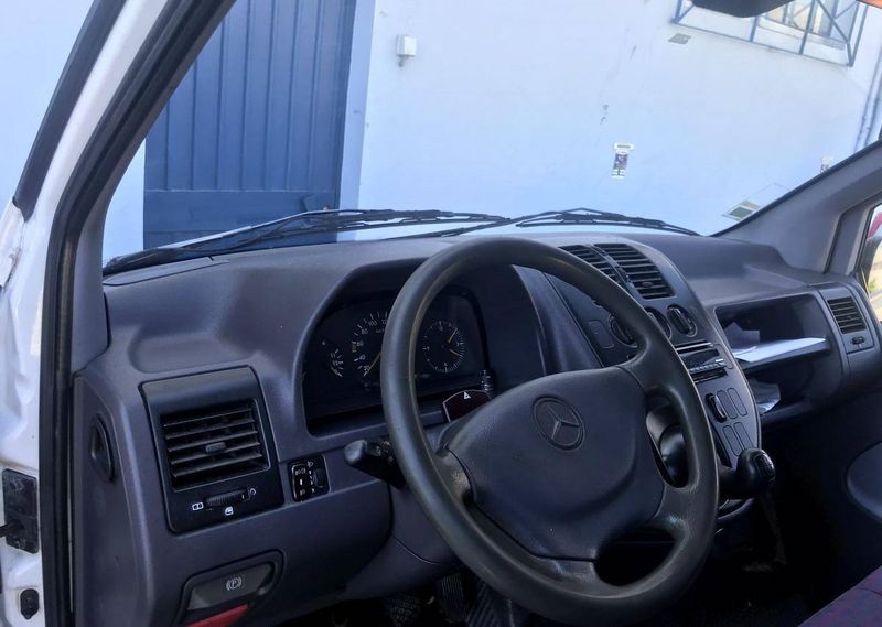 Mercedes-Benz R-Class • 1998 • 399,999 km 3