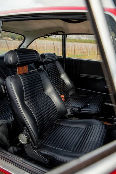 Alfa Romeo GTV • 1973 • 92,000 km 7