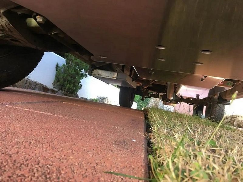 Mercedes-Benz 100 D • 2019 • 124,000 km 7