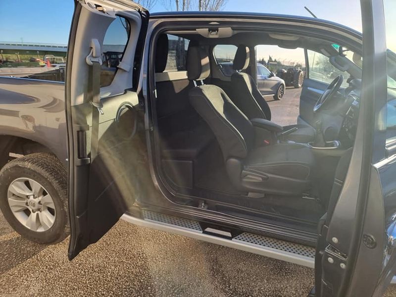 Toyota Hilux • 2019 • 73,000 km 5