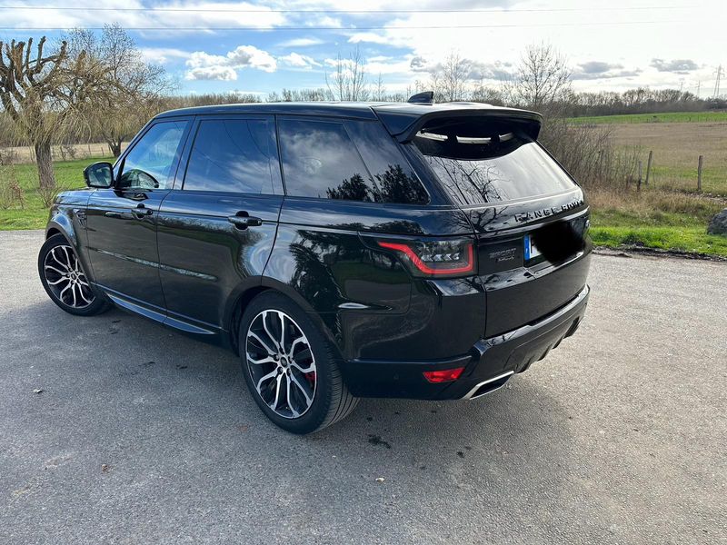 Land Rover Range Rover • 2020 • 66,000 km 18