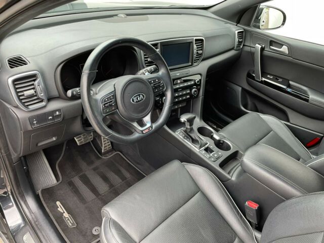 Kia Sportage • 2017 • 106,000 km 3
