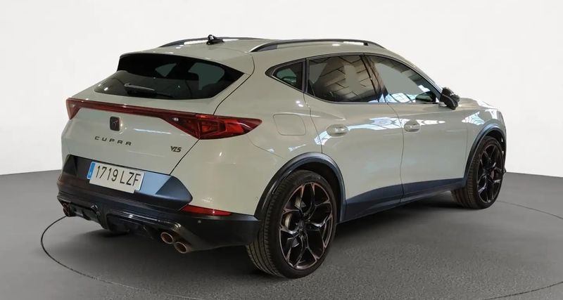 Seat Leon • 2022 • 71,558 km 4