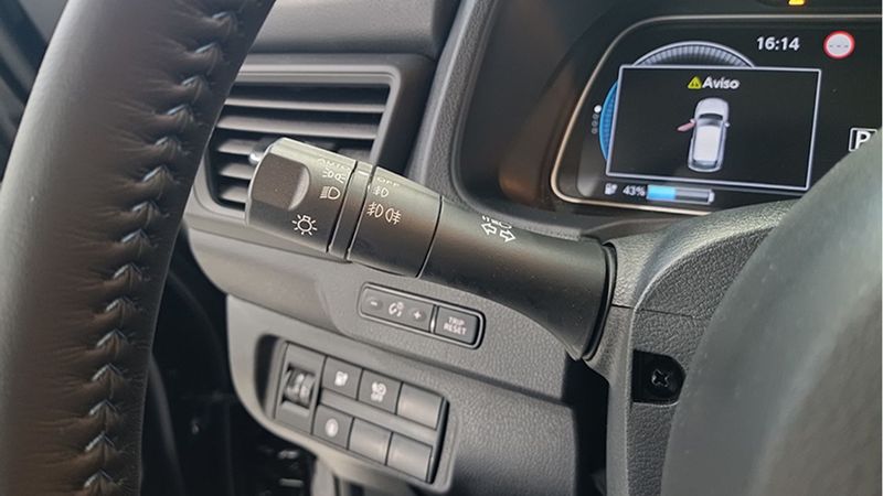 Nissan Leaf • 2024 • 2,276 km 11