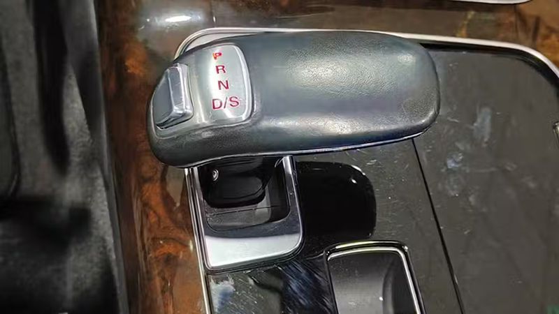 Audi A8 • 2015 • 84,345 km 4