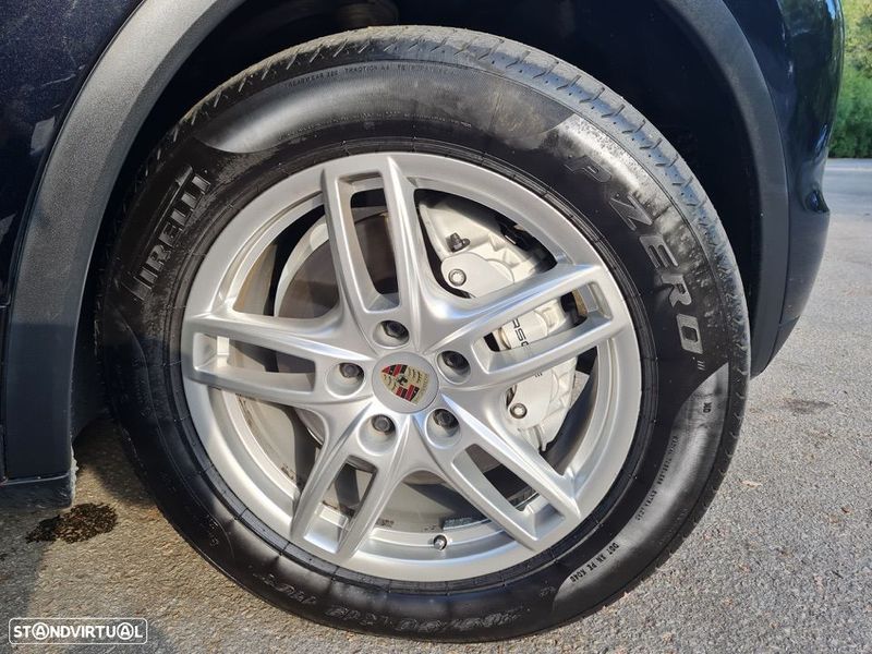 Porsche Cayenne • 2013 • 100,000 km 5