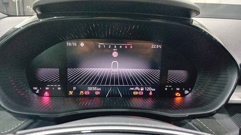 Škoda Fabia • 2024 • 3,836 km 13