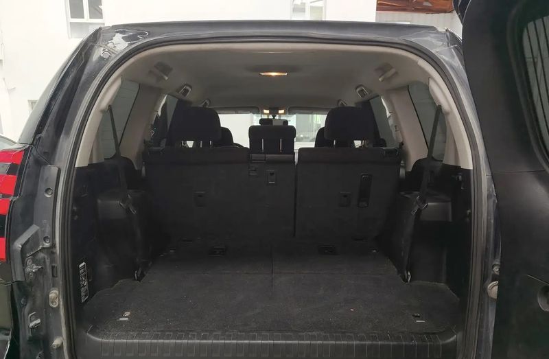 Toyota Land Cruiser • 2021 • 168,374 km 12