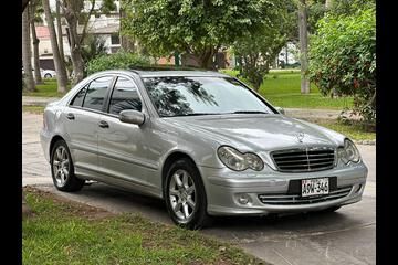 Mercedes-Benz C • 2007 • 150,000 km 1