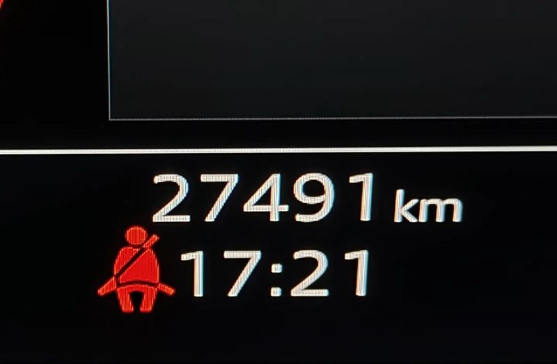 Audi A3 • 2024 • 27,491 km 6