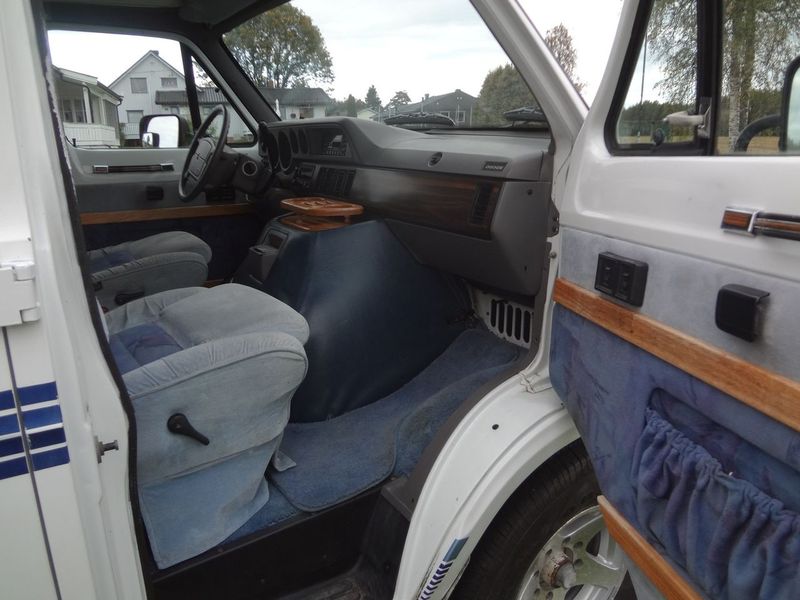 Dodge Sprinter Cargo • 1996 • 150,000 km 12