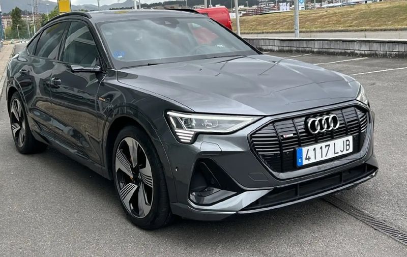 Audi e-tron • 2020 • 102,900 km 1