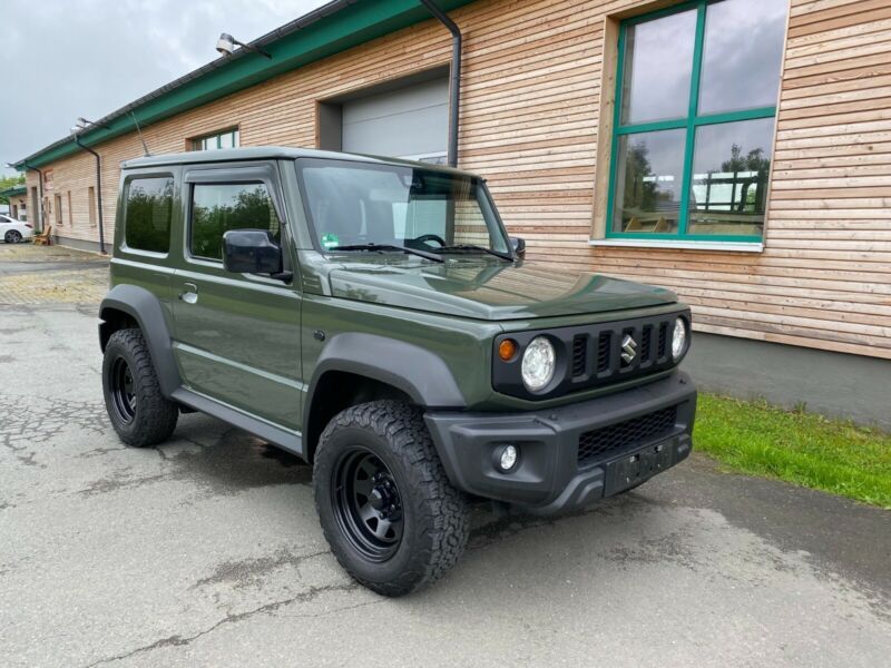 Suzuki Jimny • 2020 • 101,000 km 3