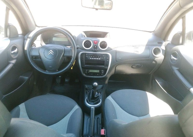 Citroën C3 • 2009 • 140,000 km 3