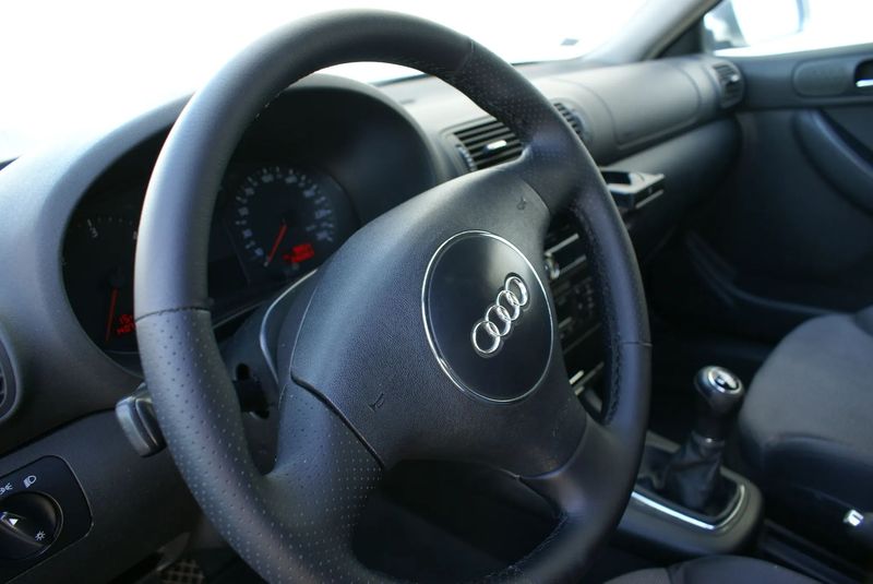 Audi A3 • 2001 • 230,263 km 2