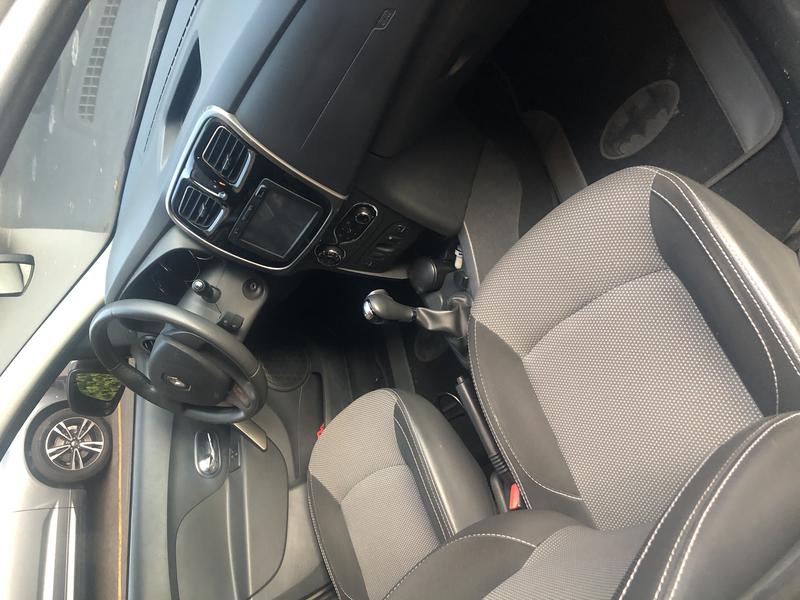 Renault Logan • 2017 • 44,000 km 2