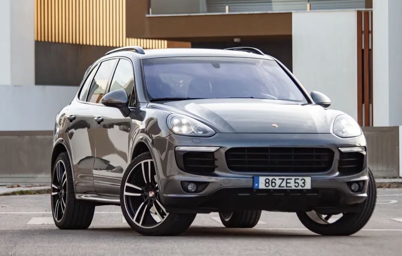 Porsche Cayenne • 2015 • 266,000 km 1