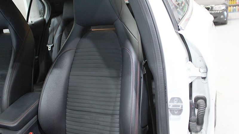 Mercedes-Benz GLA • 2019 • 64,234 km 7