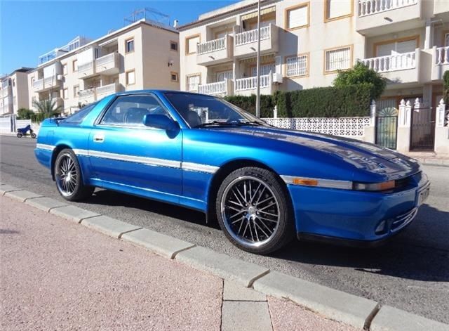 Toyota Supra • 1991 • 221,000 km 3
