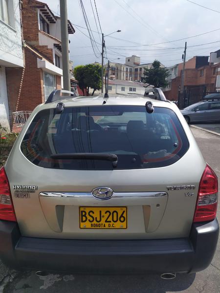 Hyundai Tucson • 2006 • 156,000 km 5