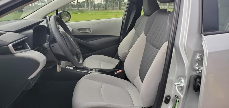 Toyota Corolla sedan • 2020 • 27,759 km 2