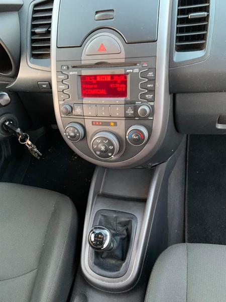 Kia Soul • 2009 • 180,000 km 5