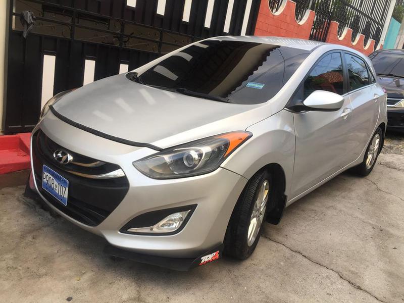 Hyundai Elantra • 2013 • 83,400 km 6