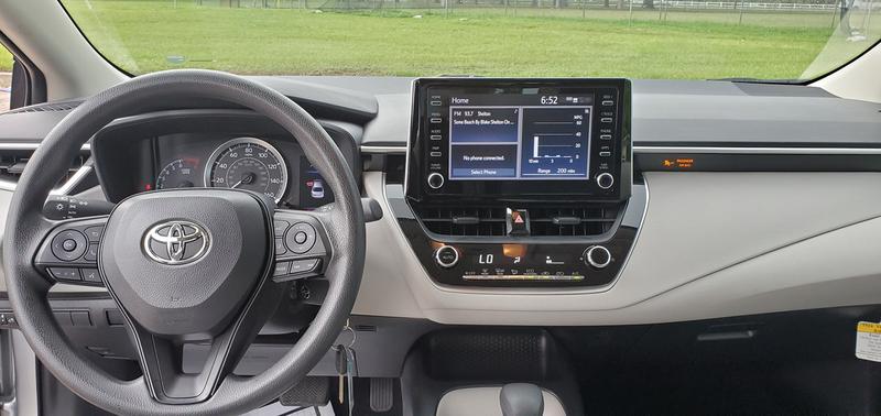 Toyota Corolla sedan • 2020 • 27,759 km 10