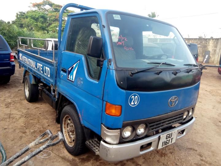 Toyota Hiace Van • 2007 • 5 km 1