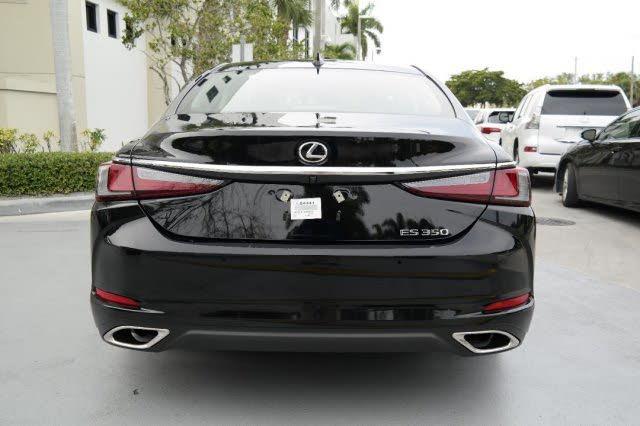 Lexus RX 450h • 2019 • 14,356 km 3