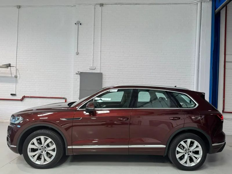 Volkswagen Touareg • 2021 • 96,000 km 5