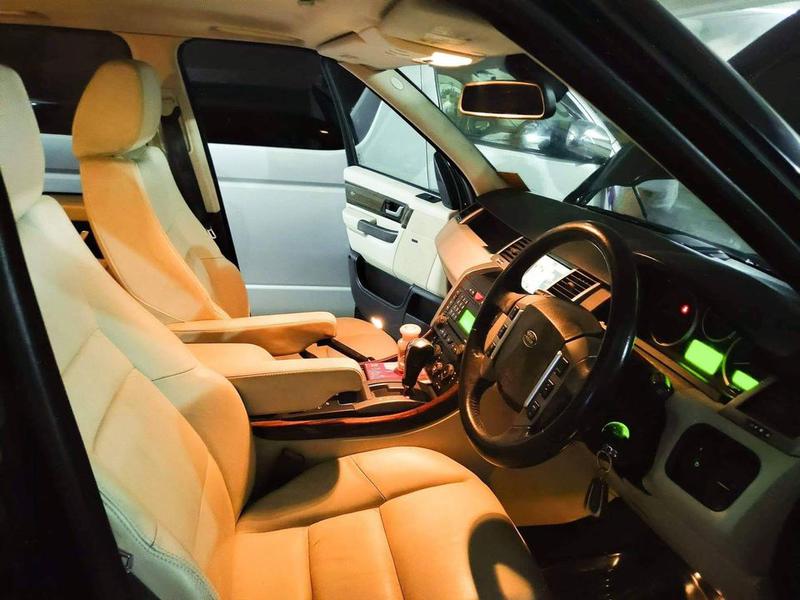 Land Rover Range Rover Sport • 2008 • 70 km 15