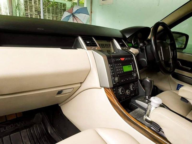 Land Rover Range Rover Sport • 2008 • 70 km 14