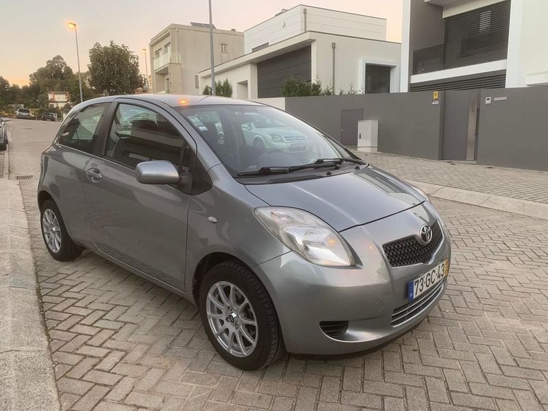 Toyota Yaris • 2008 • 87,000 km 1