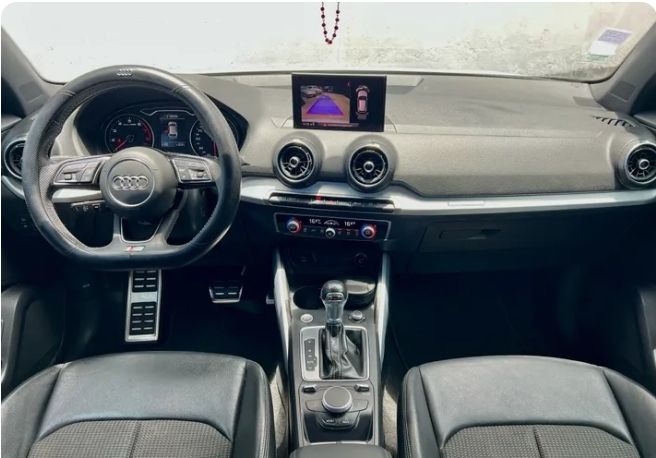 Audi Q3 • 2019 • 77,100 km 2