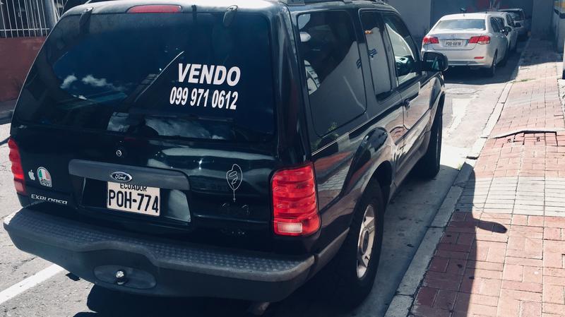 Ford Explorer • 2002 • 140,000 km 1