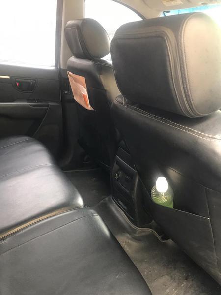 Hyundai Santa Fe • 2007 • 188,000 km 4