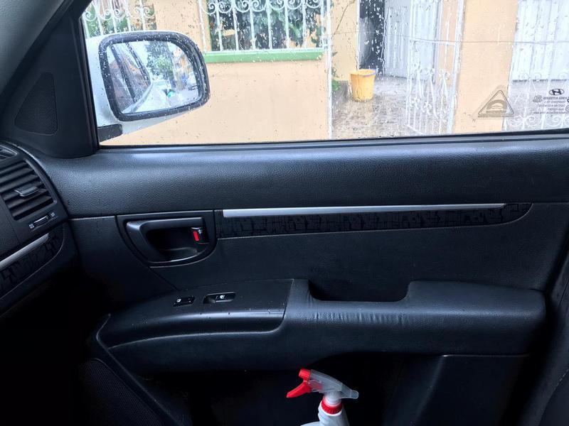 Hyundai Santa Fe • 2007 • 188,000 km 6