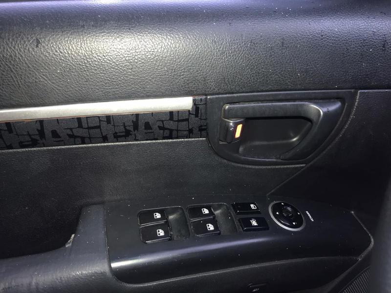 Hyundai Santa Fe • 2007 • 188,000 km 9