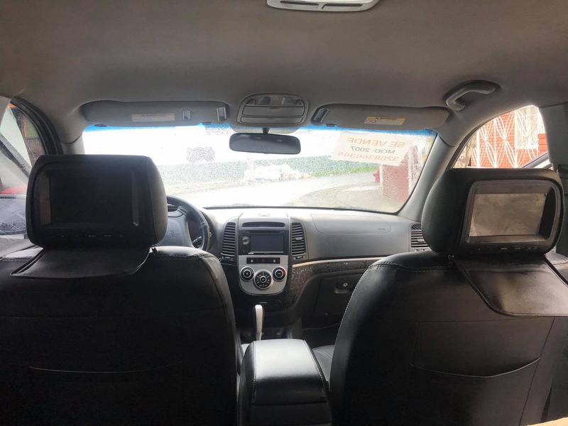 Hyundai Santa Fe • 2007 • 188,000 km 15